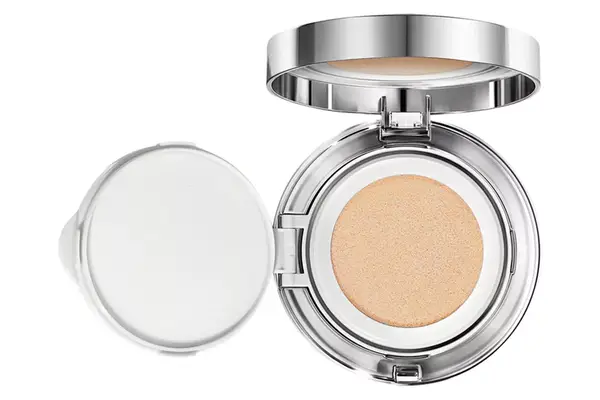 Chantecaille Future Skin Cushion Skincare Foundation