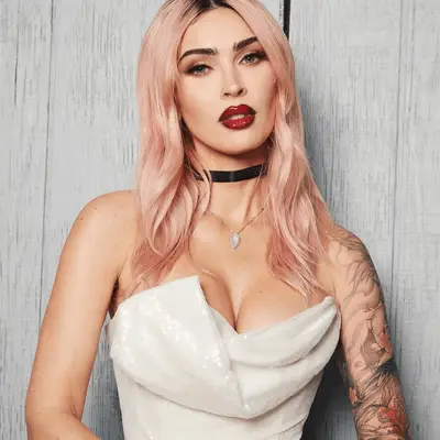 Megan Fox wearing the dark rose lip trend