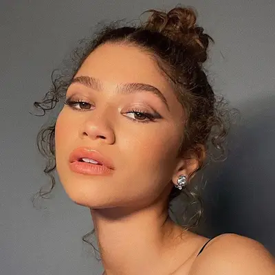 Zendaya wears a graphic eyeliner look