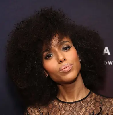 Kerry Washington with a soft smoky eye 