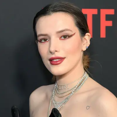 Bella Thorne in ruby red eyeliner