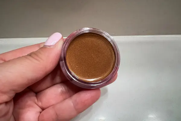 e.l.f Cosmetics Luminous Putty Bronzer