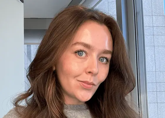 close up selfie of woman with eyebrow tint 