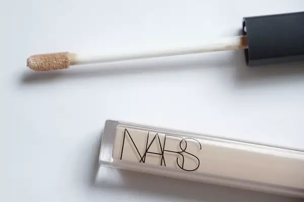 Nars Radiant Creamy Concealer