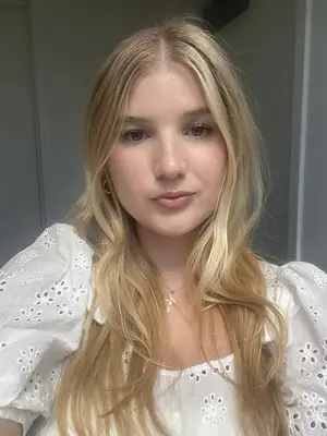 Bella wearing Tower 28 powder