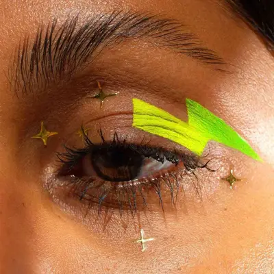 neon green eye look