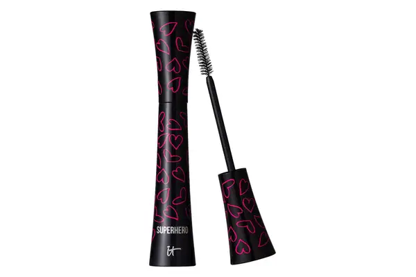 It Cosmetics Full Size Superhero Elastic Stretch Volumizing Mascara