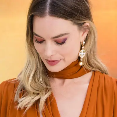 Peach Makeup Sunset Margot Robbie