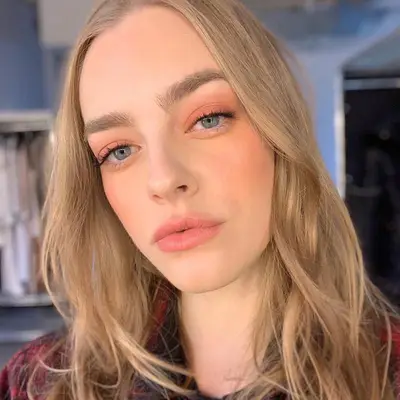 Peach Makeup Simple