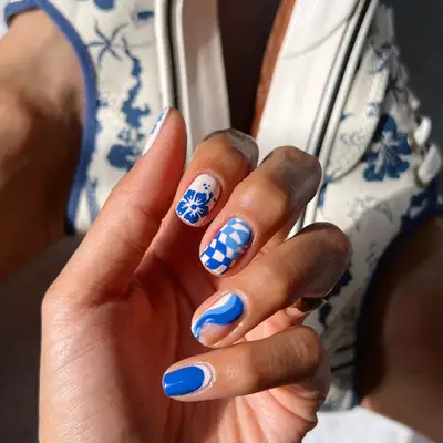 royal blue mismatched manicure