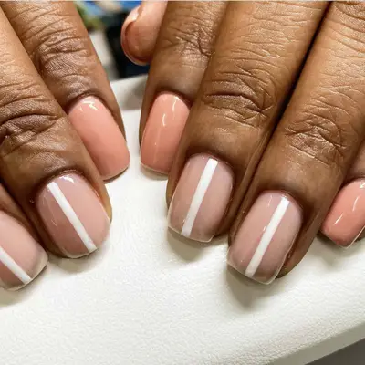 short manicure with white stripes