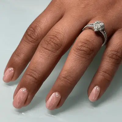 Peach marbelized with pearl details