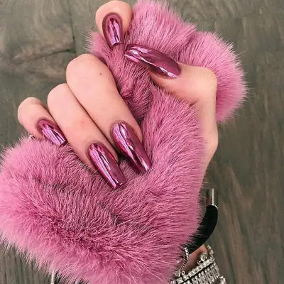 Kylie Jenner Chrome Pink Nails