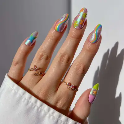 Scooby Doo-inspired summer nail art design