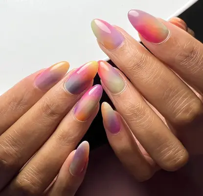 Watercolor nail art 