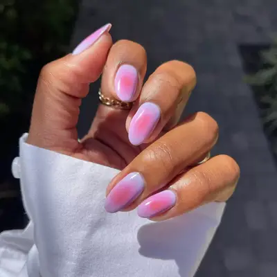 Short nails with lavender and pink aura manicure