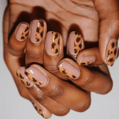 Abstract Nude Nail Ideas - MYM Beauty Short Nude Nail Ideas