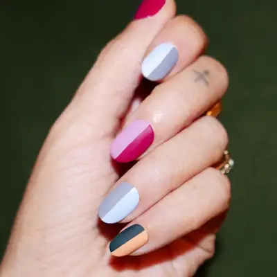 Colorblocked matte stripes