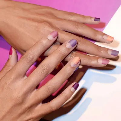 Shades of mauve matte nails