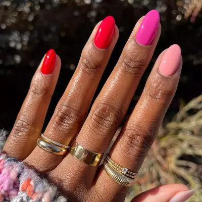 close up red and pink valentine