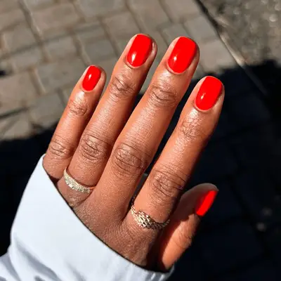red short nails