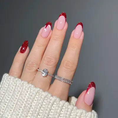 Red Velvet Santa Nails - MYM Beauty Red Velvet Nails