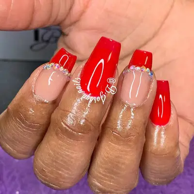 Glossy tomato red square French tips 