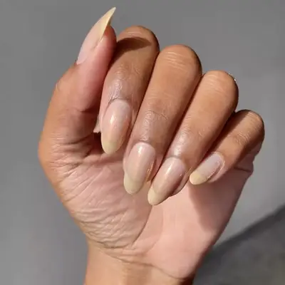 subtle iridescent manicure