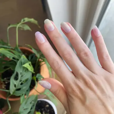 Pinky iridescent press-on neutral nail mani