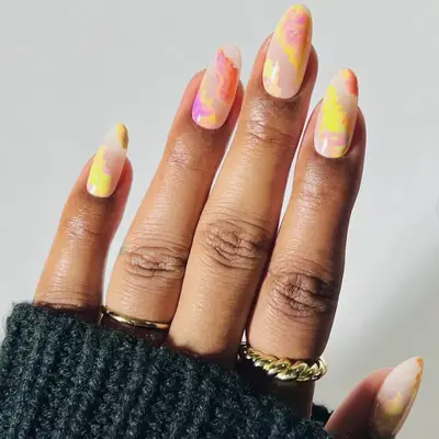 Marble Effect nails in yellows and pinks