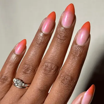 3D Cream Floral Nails