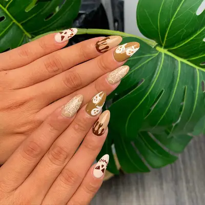 Brown Halloween nail art manicure