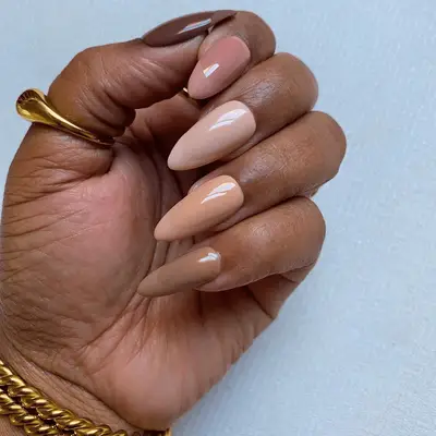 gradient brown nails