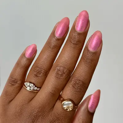 short pink sparkly nails