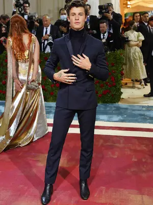 Shawn Mendes attends the 2022 Costume Institute Benefit celebrating In America: An Anthology of Fashion at Metropolitan Museum of Art on May 02, 2022 in New York City. (Photo by Sean Zanni/Patrick McMullan via Getty Images)