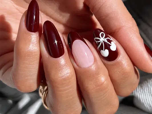 13 ideas de uñas de coquette oscuro que son a iguales lindas y elegantes