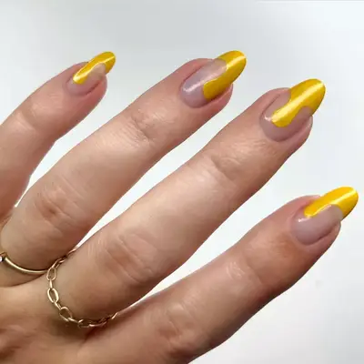 Natural nail with dripping honey yellow.
