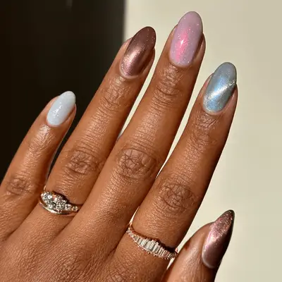 pastel and neutral chrome skittle nails 