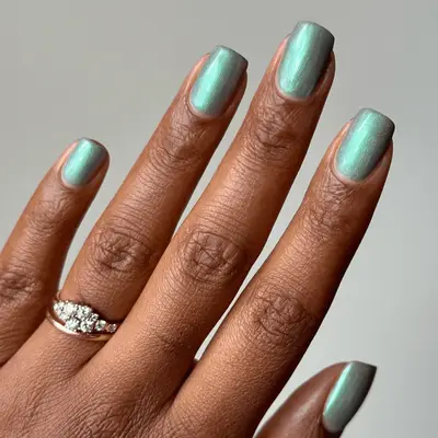 short square tip green chrome nails