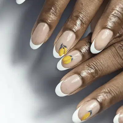 Alternating buds and glitter nails