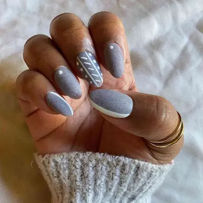 Heather Gray Nails with sweater accents and details