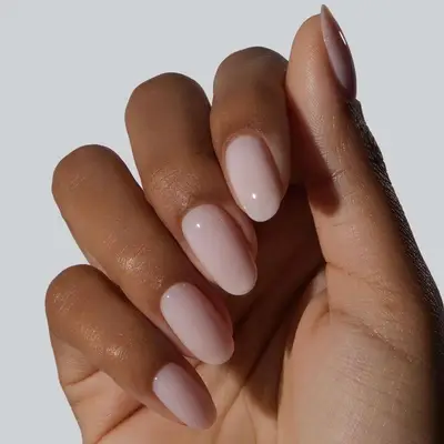 A neutral jelly manicure