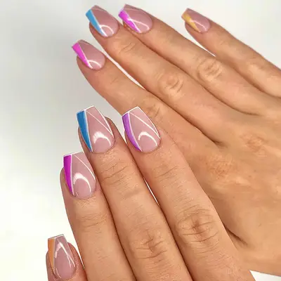 Short acrylic manicure with technicolor geometric nail art