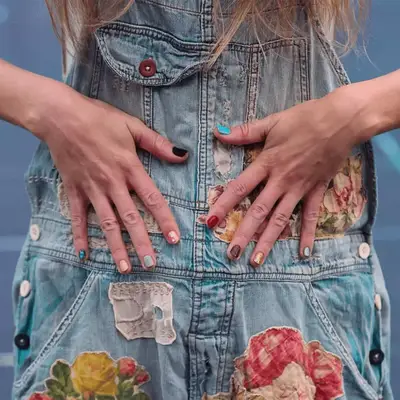 Shimmery lavender nails. 