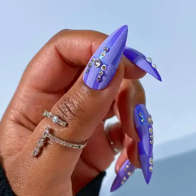 Dual-Finish Lavender Nails