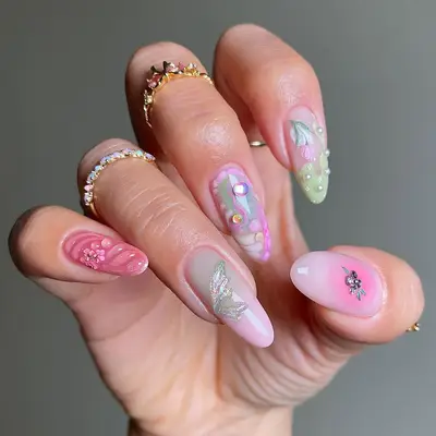 An Abstract 3D Dew Drop Mismatched Manicure