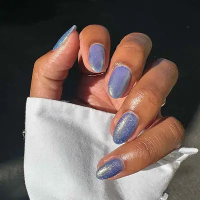 iridescent velvet blue nails 