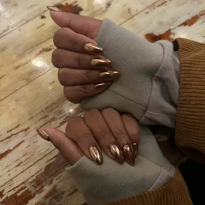 brown chrome nails