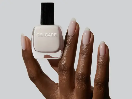 Disse 7 BB creme neglelakfarver er som ikke-makeup-makeup til din manikyr