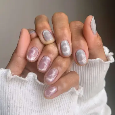 Neutral Velvet Swirl Nails - MYM Beauty Neutral Velvet Nails 